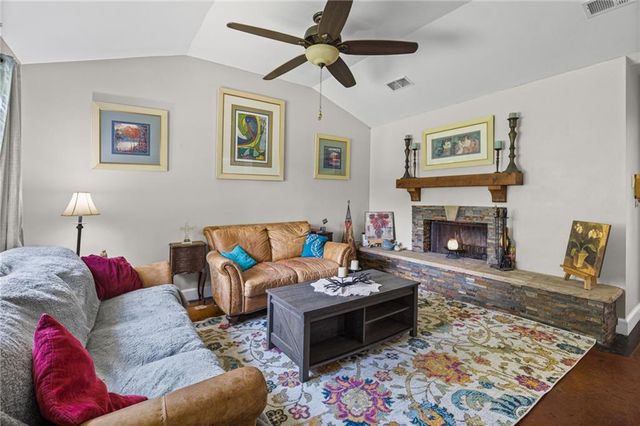 9262 Sandy Creek Court, Semmes, AL 36575
