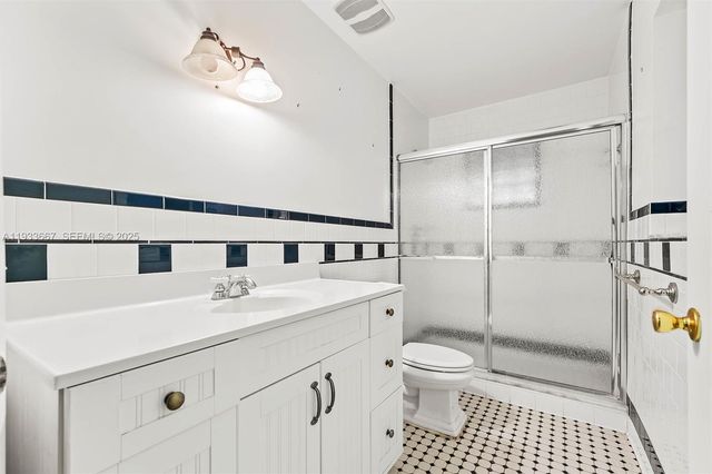 11770 Griffing Blvd, Biscayne Park, FL 33161