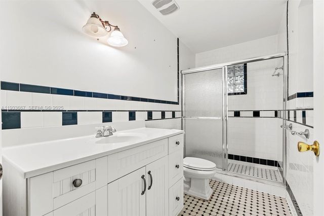 11770 Griffing Blvd, Biscayne Park, FL 33161