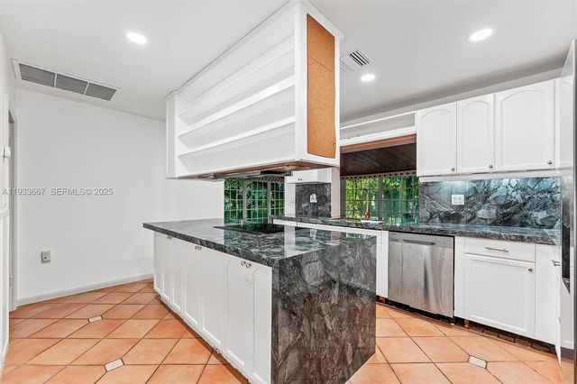 11770 Griffing Blvd, Biscayne Park, FL 33161