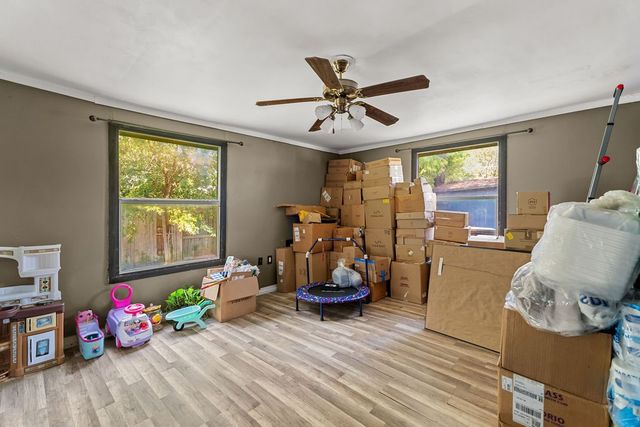 202 Fleetwood Court, Arlington, TX 76014