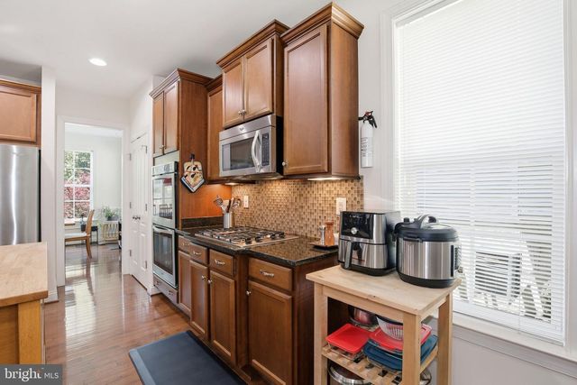 1205 VOLUNTEER DR, Brunswick, MD 21716