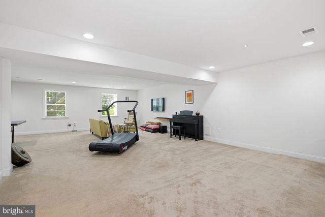 1205 VOLUNTEER DR, Brunswick, MD 21716