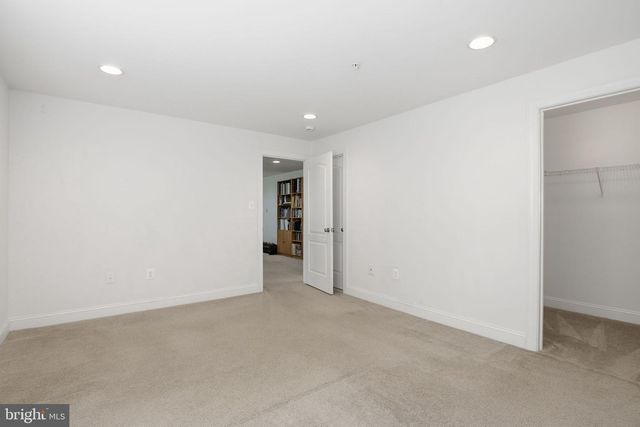 1205 VOLUNTEER DR, Brunswick, MD 21716