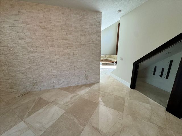 6733 NW 81st Ct, Parkland, FL 33067