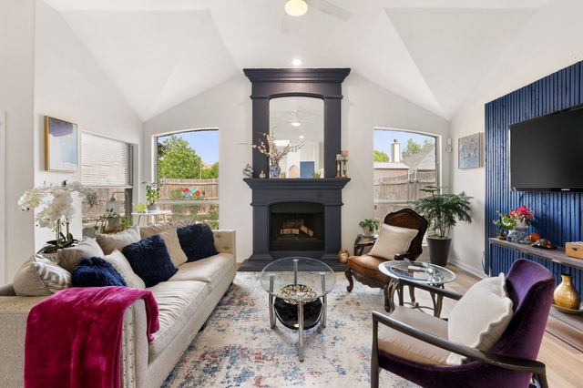 1328 Rawlins Drive, Lancaster, TX 75134