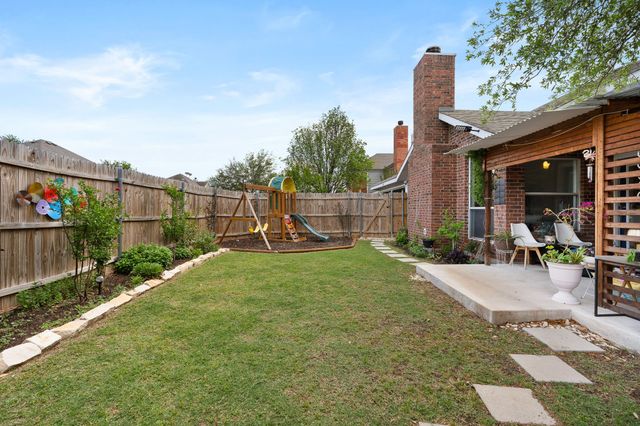 1328 Rawlins Drive, Lancaster, TX 75134