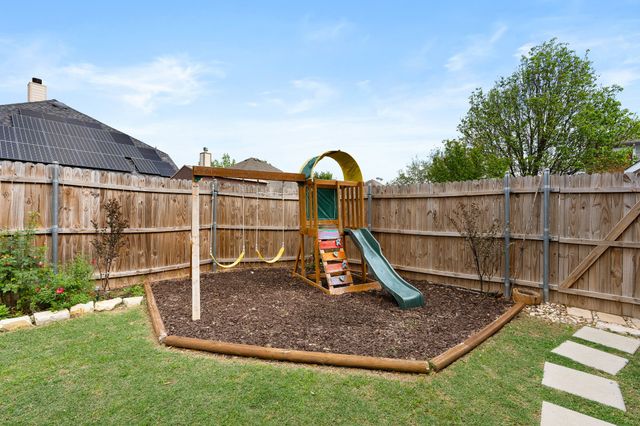 1328 Rawlins Drive, Lancaster, TX 75134