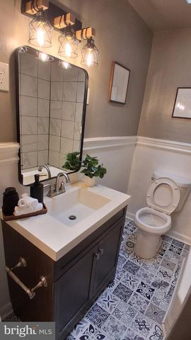 2006 WHISTLER AVE, Baltimore, MD 21230
