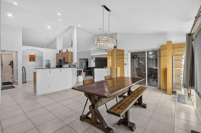 15664 89TH Place N, The Acreage, FL 33470