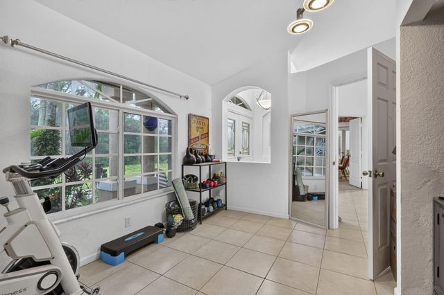 15664 89TH Place N, The Acreage, FL 33470