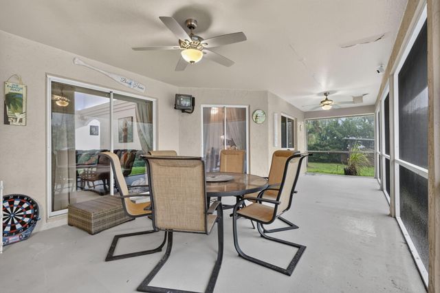 15664 89TH Place N, The Acreage, FL 33470