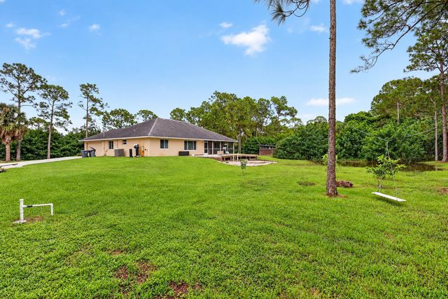 15664 89TH Place N, The Acreage, FL 33470