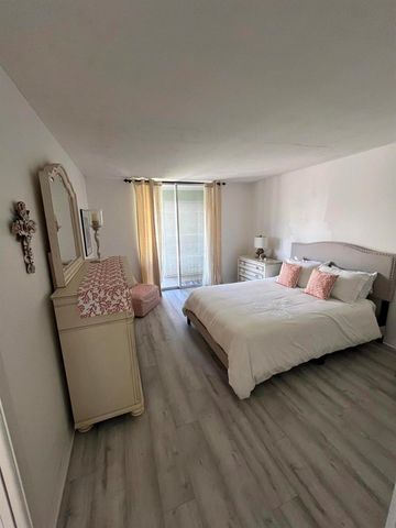 740 E Ocean Avenue, Boynton Beach, FL 33435