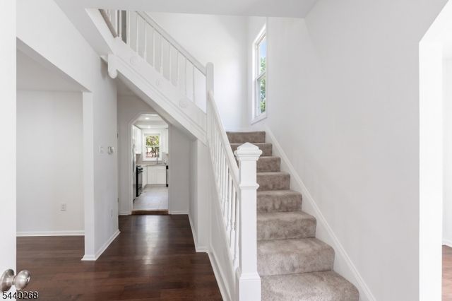 158 S Clinton St, East Orange City, NJ 07018