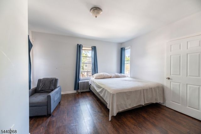 158 S Clinton St, East Orange City, NJ 07018