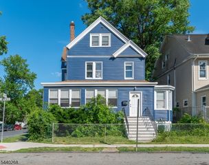 158 S Clinton St, East Orange City, NJ 07018