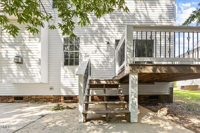 628 Hanska Way, Raleigh, NC 27610