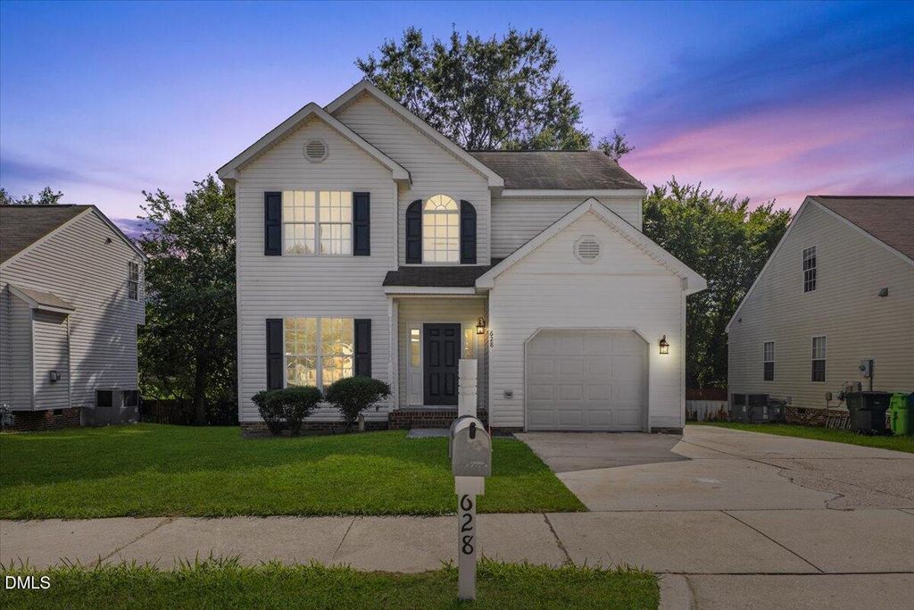 628 Hanska Way, Raleigh, NC 27610