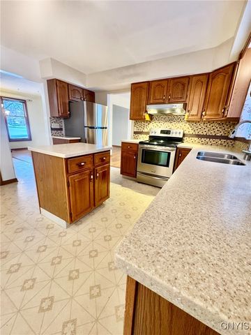 6213 Diffin Road, Cicero, NY 13039