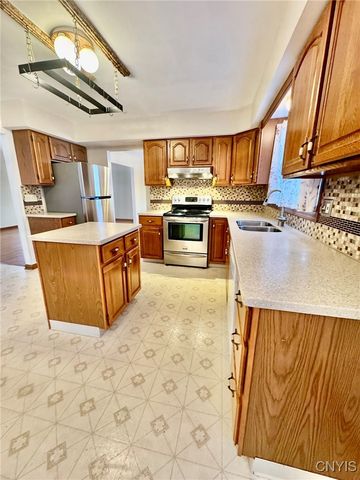 6213 Diffin Road, Cicero, NY 13039