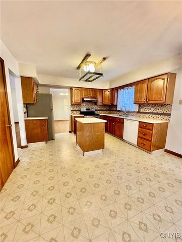 6213 Diffin Road, Cicero, NY 13039