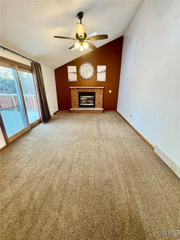 6213 Diffin Road, Cicero, NY 13039