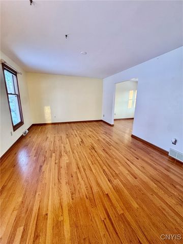 6213 Diffin Road, Cicero, NY 13039