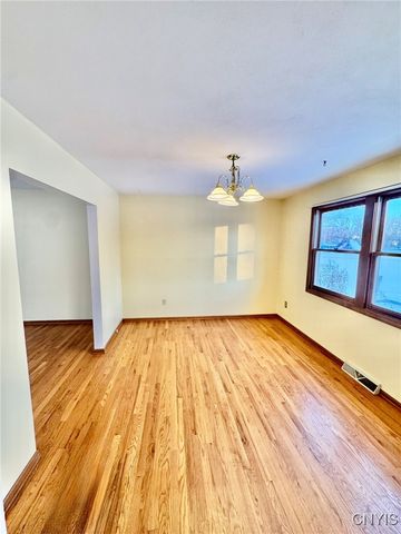 6213 Diffin Road, Cicero, NY 13039