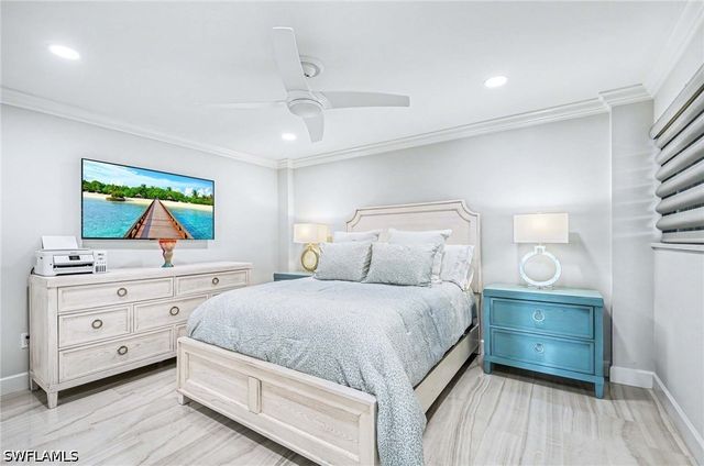 2150 Gulf Shore BLVD N 605, Naples, FL 34102