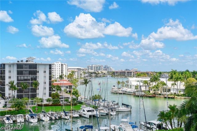 2150 Gulf Shore BLVD N 605, Naples, FL 34102
