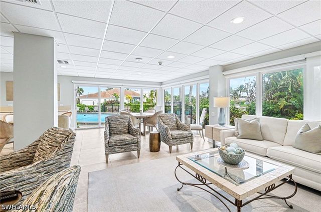 2150 Gulf Shore BLVD N 605, Naples, FL 34102