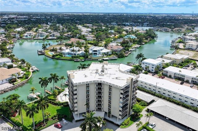 2150 Gulf Shore BLVD N 605, Naples, FL 34102