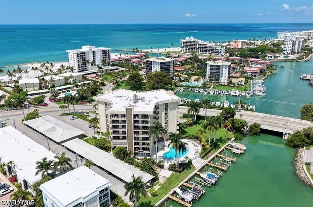 2150 Gulf Shore BLVD N 605, Naples, FL 34102