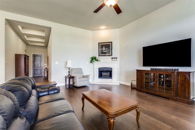 501 Green Valley Drive, Mckinney, TX 75071