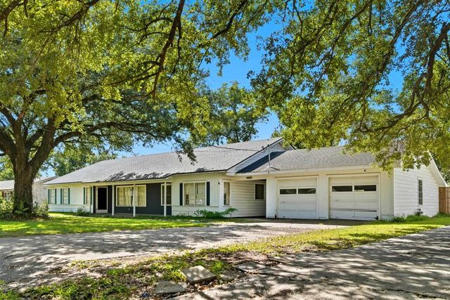 1221 Pamela Street, Sulphur, LA 70663