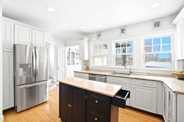 122 Greenacres Avenue, White Plains, NY 10606