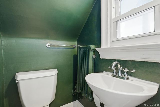 122 Greenacres Avenue, White Plains, NY 10606