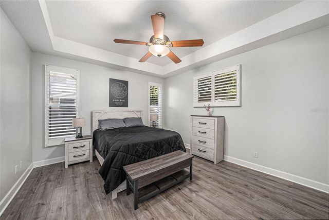 1023 LEGENDS PASS DRIVE, Valrico, FL 33594