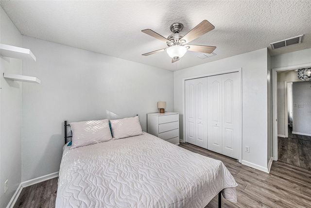 1023 LEGENDS PASS DRIVE, Valrico, FL 33594