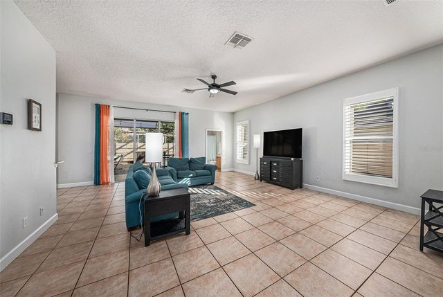 1023 LEGENDS PASS DRIVE, Valrico, FL 33594