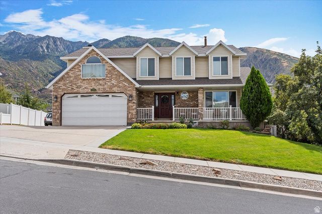 11689 S OAK MANOR DR, Sandy, UT 84092