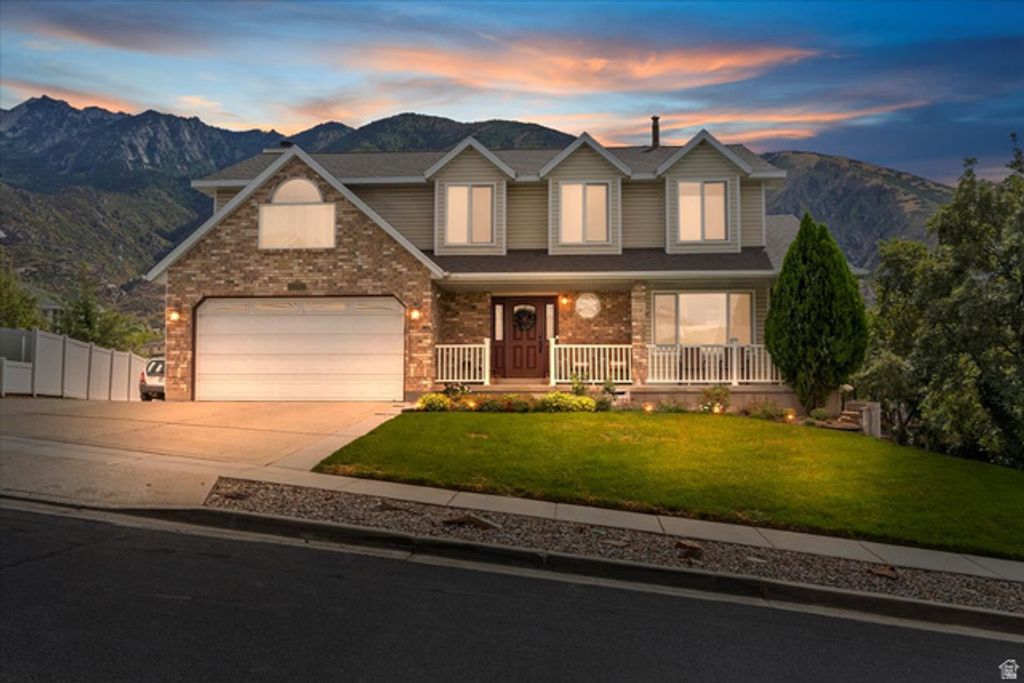 11689 S OAK MANOR DR, Sandy, UT 84092