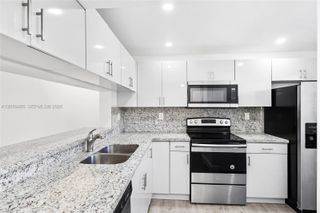 10145 NW 9th St Circle 101, Miami, FL 33172