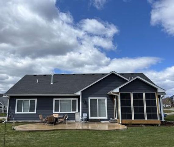 9613 W Wind Trail, Woodbury, MN 55129
