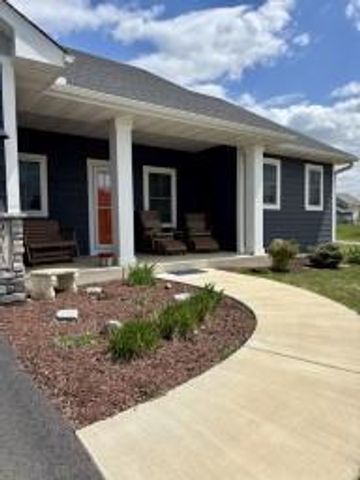 9613 W Wind Trail, Woodbury, MN 55129