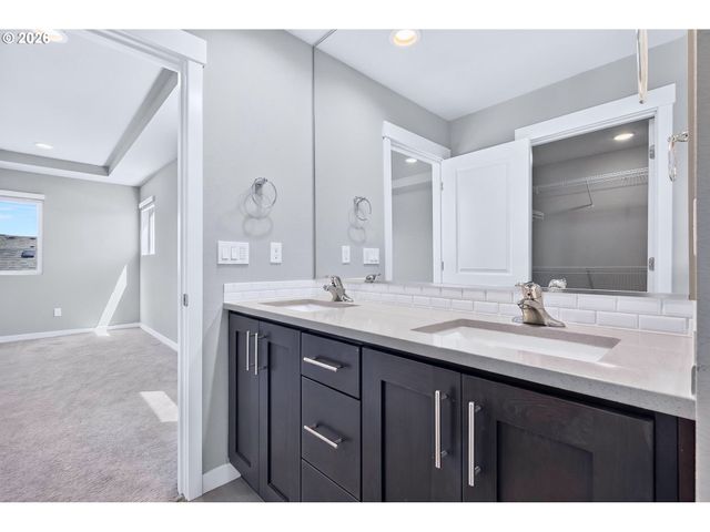 222 W 17TH St, Lafayette, OR 97127