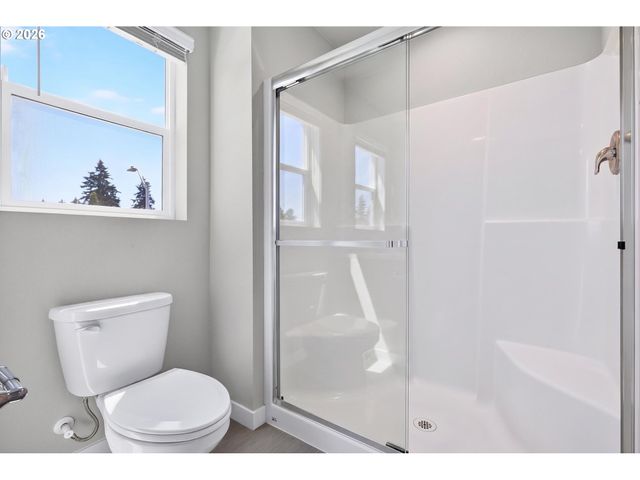 222 W 17TH St, Lafayette, OR 97127