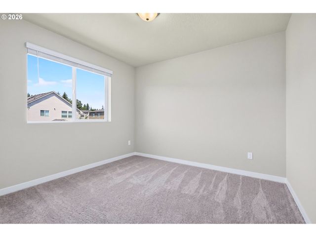 222 W 17TH St, Lafayette, OR 97127