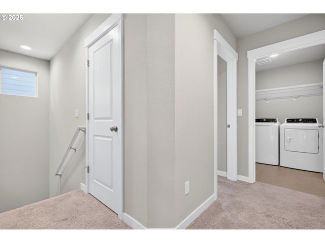 222 W 17TH St, Lafayette, OR 97127